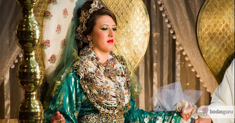 vestido de invitada boda marroquí